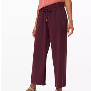 Lululemon On The Fly Wide-leg 7/8 Pants